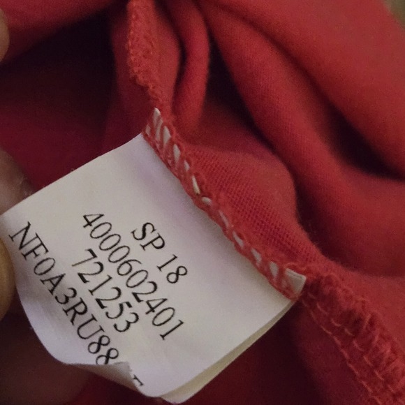 THE NORTH FACE Long Sleeve Classic‎ Fit Tee Shirt Top - Adult Medium - Red - - Picture 4 of 6